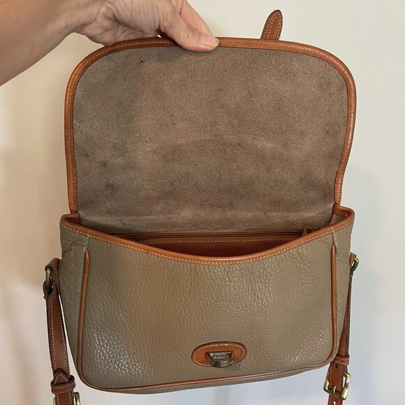 Dooney & Bourke Vintage All Weather Leather Equestrian Saddle Bag Crossbody Tan - Picture 11 of 14